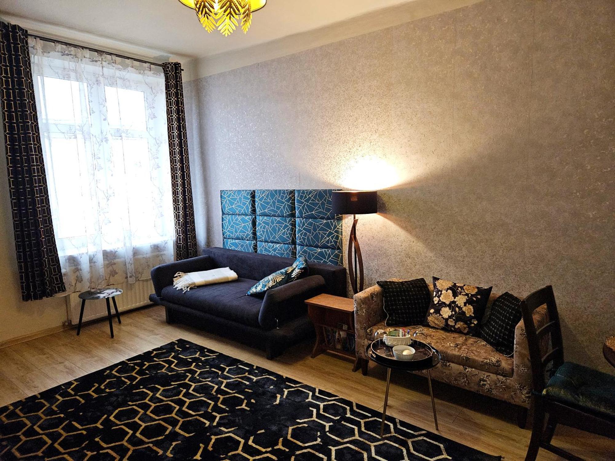 Sara -Mikołajska 9 - Comfy Elegant Apartment near Rynek Krasków Eksteriør bilde